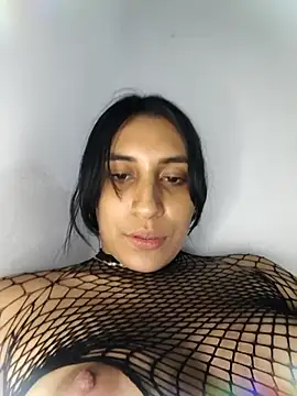 Snapshot of bigasssweet_2 chatting on 11/13/25, 01:15 bigasssweet 2 online show from 11/13/25, 01:15
