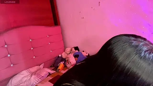 male couper online show from 02/06/26, 08:56