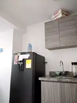 nicolle milf1978 online show from 04/10/26, 11:59