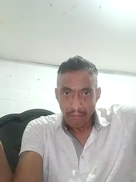 Snapshot of Innsaciable chatting on 10/21/25, 12:50 Innsaciable online show from 10/21/25, 12:50