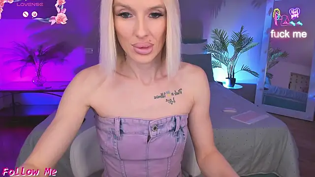 Lana kitty   online show from 04/05/26, 10:29