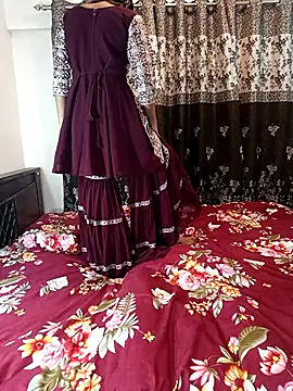 Cute-Bhavya online show from 10/10/25, 11:09