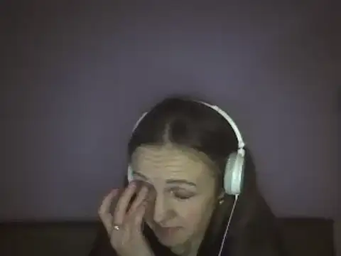 Snapshot of Milaniya261 chatting on 01/23/25, 01:19 Milaniya261 online show from 01/23/25, 01:19