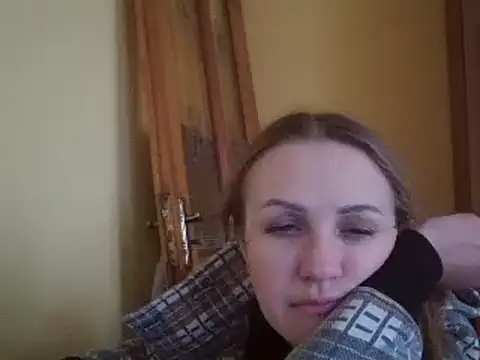 Snapshot of Milaniya261 chatting on 02/24/25, 12:16 Milaniya261 online show from 02/24/25, 12:16