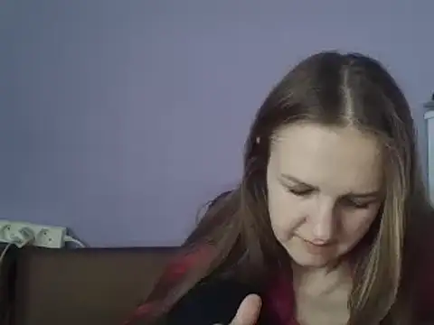 Snapshot of Milaniya261 chatting on 03/08/25, 06:54 Milaniya261 online show from 03/08/25, 06:54