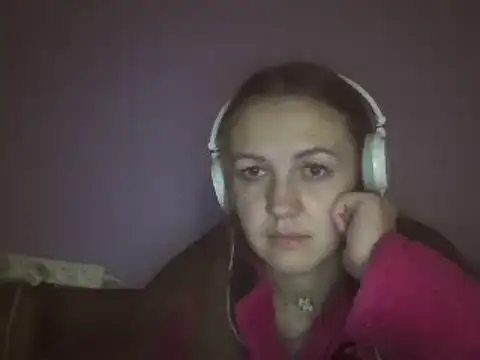 Snapshot of Milaniya261 chatting on 03/21/25, 01:13 Milaniya261 online show from 03/21/25, 01:13