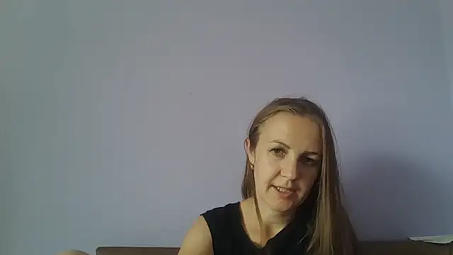 Snapshot of Milaniya261 chatting on 07/18/26, 12:20 Milaniya261 online show from 07/18/26, 12:20