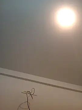 Morguisssz online show from 09/17/25, 10:44