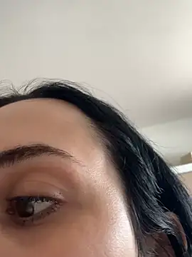 Morguisssz online show from 04/03/26, 03:54