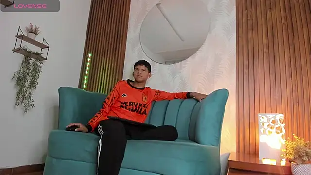 Jeffry wolvess online show from 01/25/25, 01:30