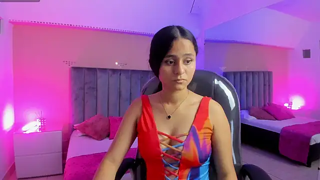 Snapshot of Giselle_Roldan chatting on 05/07/26, 01:38 Giselle Roldan online show from 05/07/26, 01:38