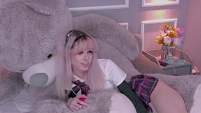 Snapshot of PamelamyDreamys chatting on 02/04/25, 04:18 PamelamyDreamys online show from 02/04/25, 04:18