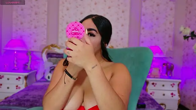 AllissonJames online show from 11/28/25, 11:35