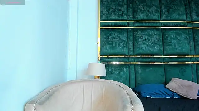 Dylan Taylor online show from 02/05/25, 01:58