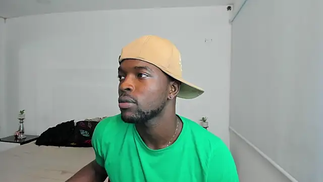 Dylan Taylor online show from 02/19/25, 03:39