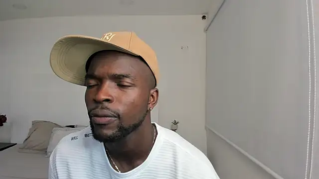 Dylan Taylor online show from 02/23/25, 03:24