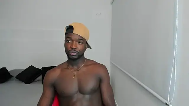 Dylan Taylor online show from 03/18/25, 06:03