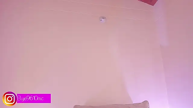 ellie mcdonald online show from 02/25/25, 01:28