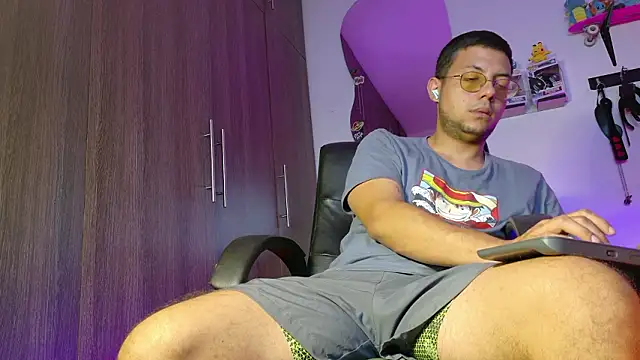 Nymphobuddies online show from 03/14/26, 09:31