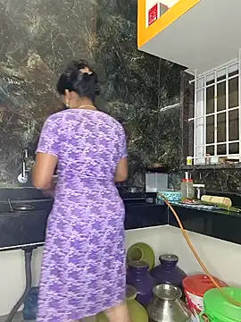 Tamil Shalini Lustyy online show from 11/11/25, 10:54