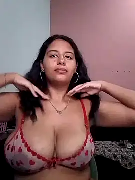 Snapshot of Babydol18_ chatting on 01/30/25, 08:32 Babydol18  online show from 01/30/25, 08:32