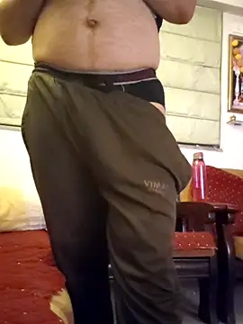 samee00721 online show from 09/28/25, 07:30