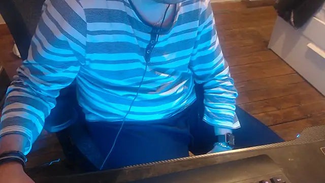 mancreeed online show from 01/15/26, 11:08