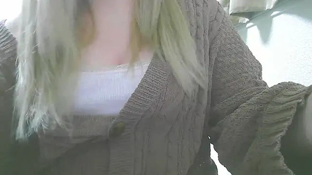 Remi official online show from 03/16/26, 06:06