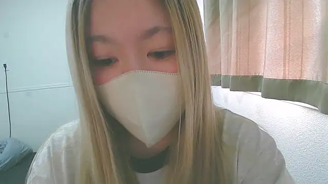 Snapshot of Remi_official chatting on 05/07/26, 02:17 Remi official online show from 05/07/26, 02:17