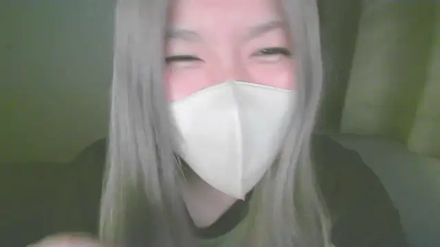 Snapshot of Remi_official chatting on 05/30/26, 06:05 Remi official online show from 05/30/26, 06:05