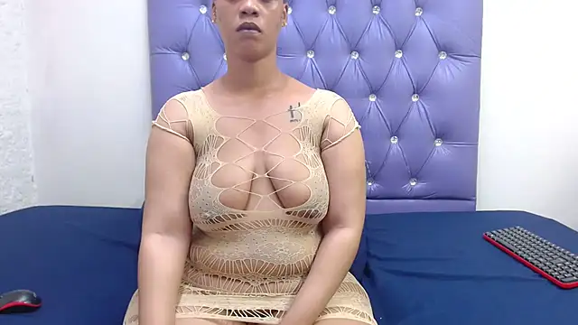 LolaTwerksXX online show from 01/08/26, 09:22