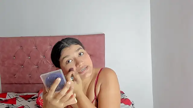 alexa  freddryy online show from 02/04/25, 06:38