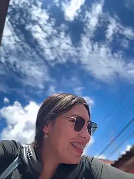 LIZ-06  online show from 04/02/26, 03:42