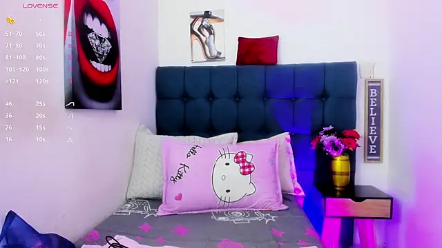 Hellen starx online show from 11/21/25, 01:21