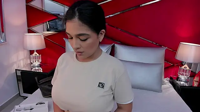 AdeleGray online show from 03/21/25, 11:44