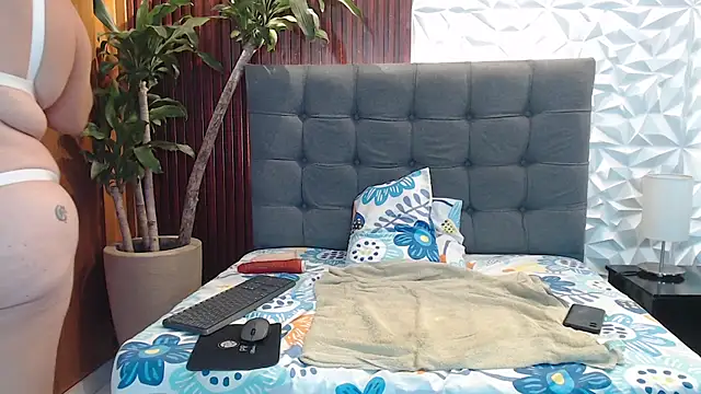 Snapshot of ashleylove_prg chatting on 12/30/24, 02:53 ashleylove prg online show from 12/30/24, 02:53