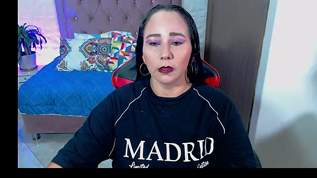 Snapshot of ashleylove_prg chatting on 03/23/25, 04:49 ashleylove prg online show from 03/23/25, 04:49