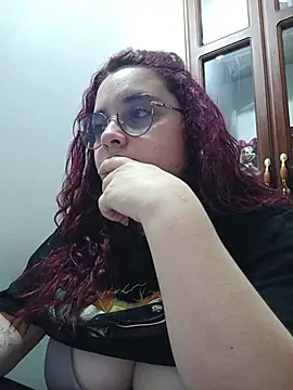 CURVY-HORNY online show from 06/05/26, 12:28