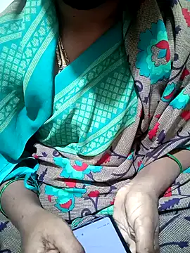 Cute-chinny online show from 01/02/25, 06:12