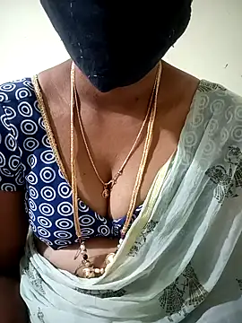 Cute-chinny online show from 01/16/25, 06:06