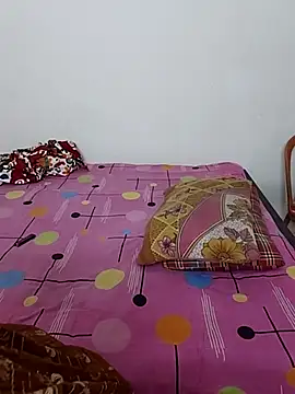 Snapshot of Cute-manisha chatting on 07/15/26, 02:17 Cute-manisha online show from 07/15/26, 02:17