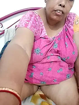 Hotty-rumi online show from 11/30/25, 11:58