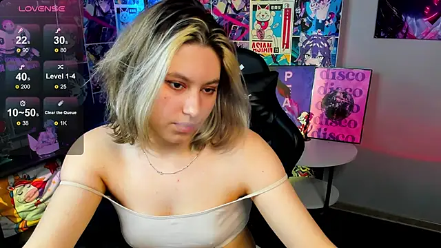 Snapshot of Bonni_Meiz chatting on 02/26/25, 06:58 Bonni Meiz online show from 02/26/25, 06:58