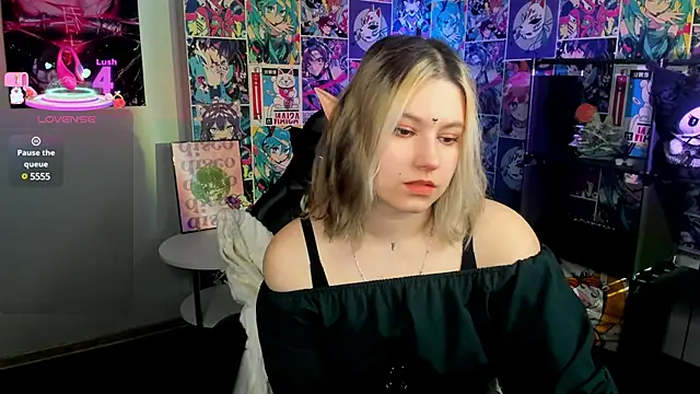Snapshot of Bonni_Meiz chatting on 03/04/25, 10:02 Bonni Meiz online show from 03/04/25, 10:02