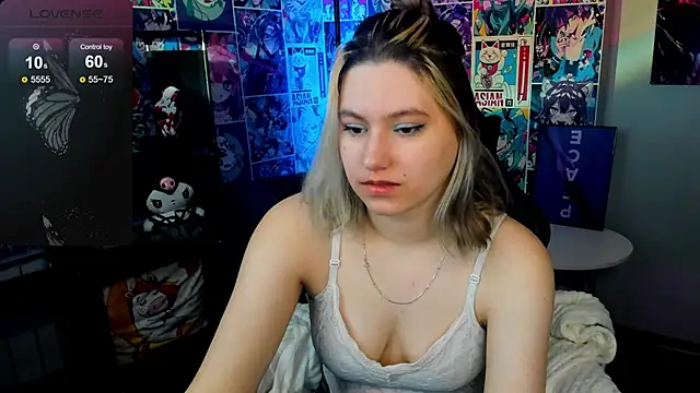 Snapshot of Bonni_Meiz chatting on 03/06/25, 03:02 Bonni Meiz online show from 03/06/25, 03:02