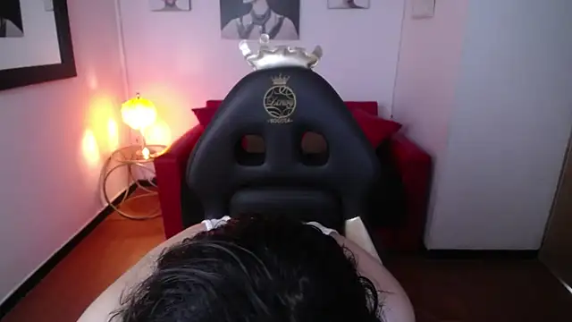 Lili Gomez  online show from 02/12/25, 01:27