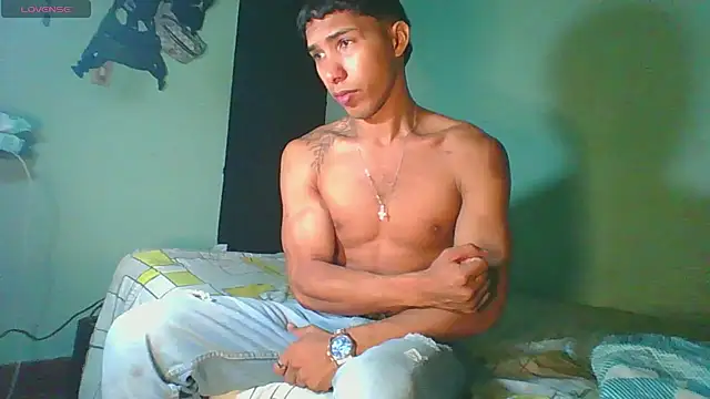 maximo vega newv online show from 02/22/25, 06:50