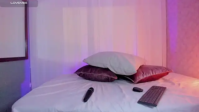 Pamela Johnsonn online show from 02/08/26, 11:13