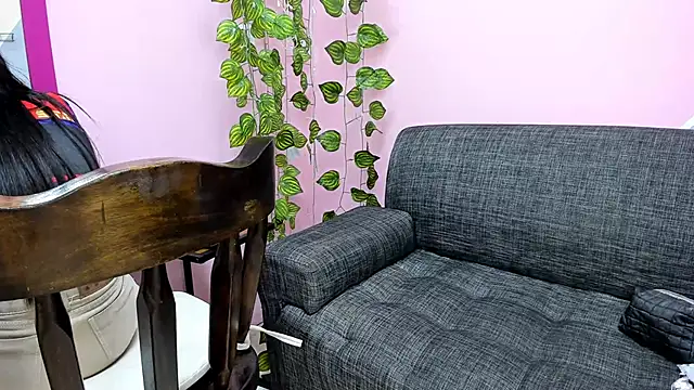 dakota-bright01 online show from 02/18/25, 01:22