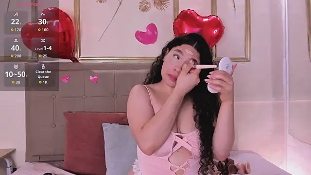 amandalee01 online show from 02/15/26, 07:32